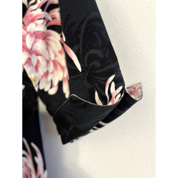Soft Surroundings Petite Medium Black Top Button Up 3/4 Sleeve Pink Floral Print - Picture 8 of 9